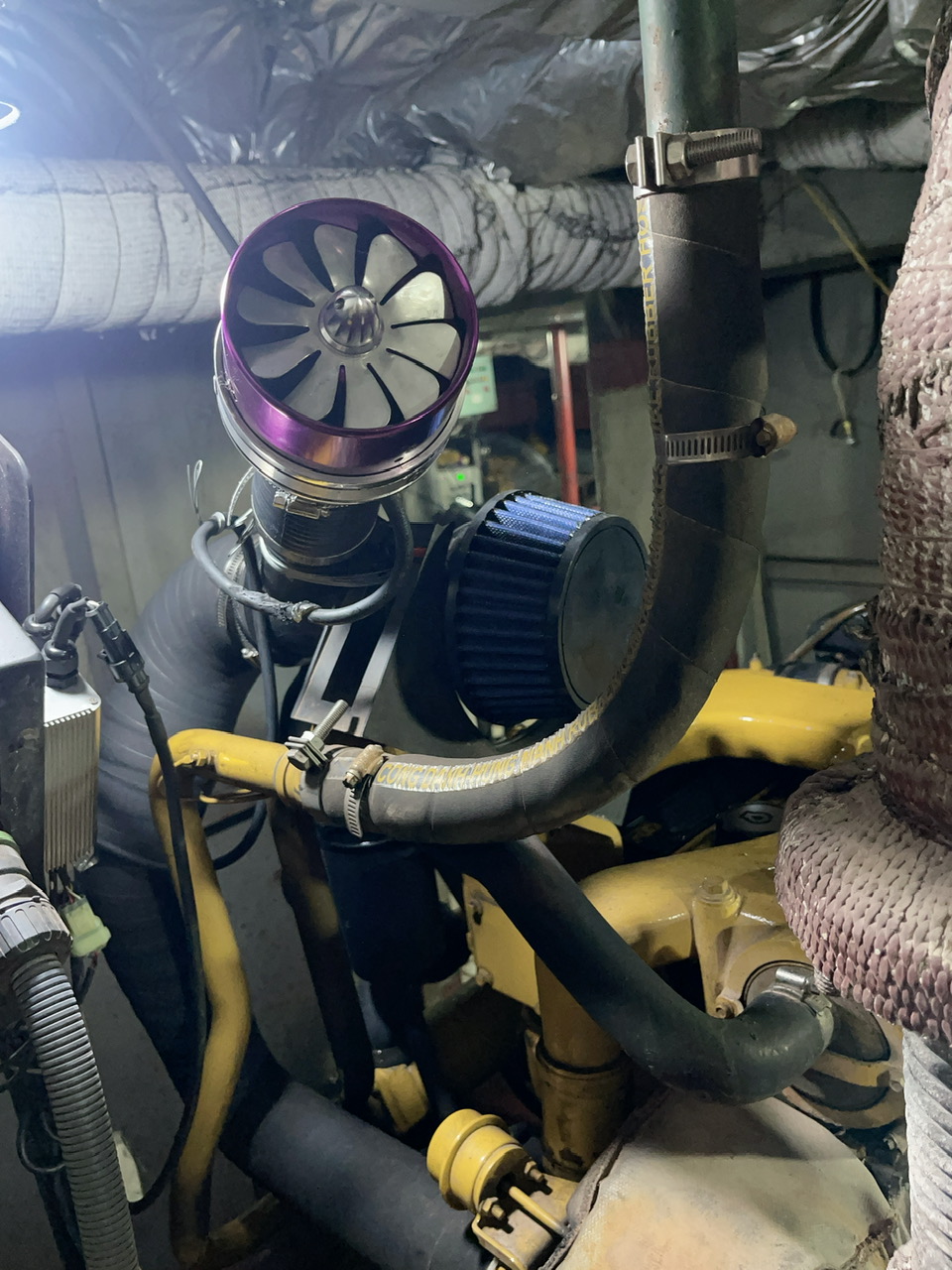 DJET Turbo cấp khí cho buồng máy